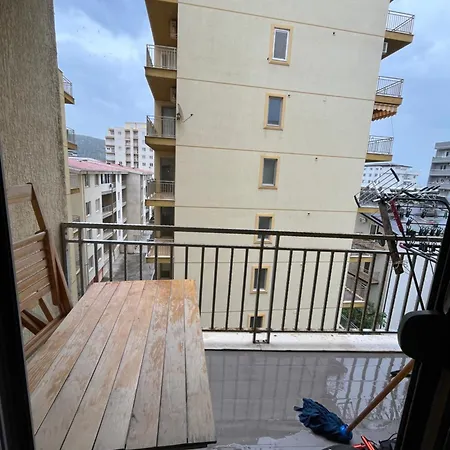 Shengjin Apartment